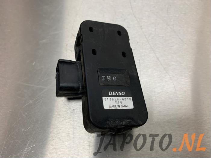 Begagnade Relä Lexus IS (E2) 250 2.5 V6 24V Pris € 26,20 Marginaltabell erbjuds av Japoto Parts B.V.
