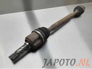 Usados Eje de transmisión derecha detrás Mazda MX-5 (NC18/1A) 1.8i 16V Precio € 74,99 Norma de margen ofrecido por Japoto Parts B.V.