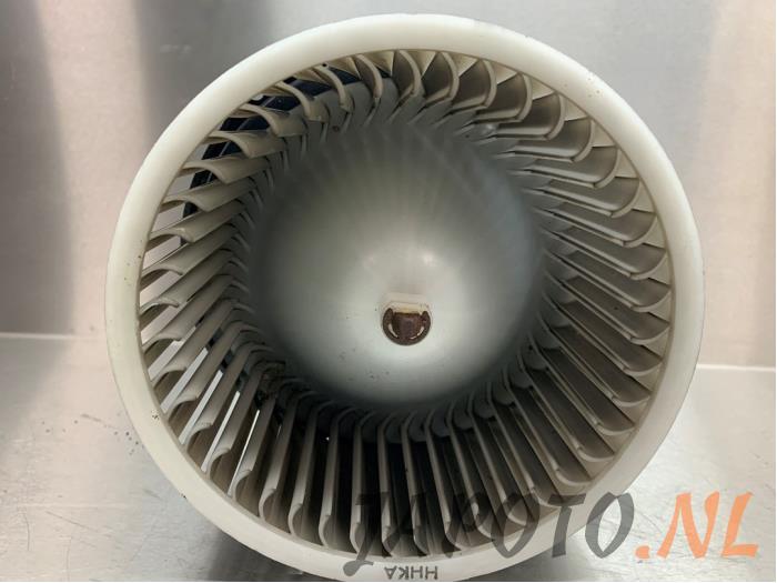 Motor de ventilador de calefactor de un Kia Cee'd Sportswagon (JDC5) 1.6 GDI 16V 2012