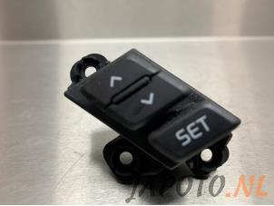 Used Switch Kia Cee'd Sportswagon (JDC5) 1.6 GDI 16V Price € 14,99 Margin scheme offered by Japoto Parts B.V.