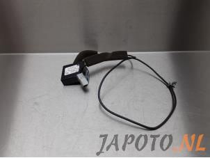 Usados Antena GPS Nissan Murano (Z51) 3.5 V6 24V 4x4 Precio € 34,99 Norma de margen ofrecido por Japoto Parts B.V.