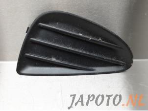 Used Front bumper, left-side component Toyota Yaris III (P13) 1.33 16V Dual VVT-I Price € 12,50 Margin scheme offered by Japoto Parts B.V.