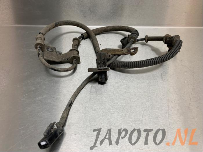 Begagnade ABS-sensor Kia Soul I (AM) 1.6 CVVT 16V Pris € 15,70 Marginaltabell erbjuds av Japoto Parts B.V.