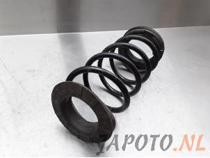 Used Rear coil spring Kia Venga 1.6 CVVT 16V Price € 19,95 Margin scheme offered by Japoto Parts B.V.