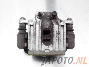 Used Rear brake calliper, left Hyundai Santa Fe II (CM) 2.2 CRDi 16V 4x4 Price € 49,00 Margin scheme offered by Japoto Parts B.V.