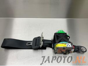 Used Front seatbelt, right Toyota Verso 1.8 16V VVT-i Price € 120,94 Inclusive VAT offered by Japoto Parts B.V.