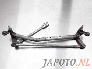 Used Wiper mechanism Chevrolet Spark 1.0 16V Bifuel Price € 29,99 Margin scheme offered by Japoto Parts B.V.