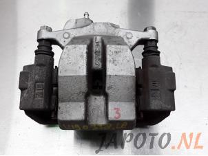 Used Rear brake calliper, left Toyota Prius Plus (ZVW4) 1.8 16V Price € 45,00 Margin scheme offered by Japoto Parts B.V.