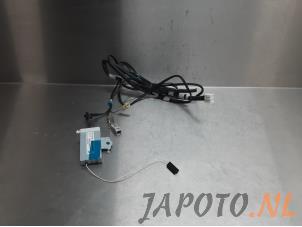 Used Antenna Toyota Avensis Wagon (T27) 2.2 16V D-4D-F 150 Price € 24,95 Margin scheme offered by Japoto Parts B.V.
