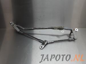 Used Wiper mechanism Toyota iQ 1.0 12V VVT-i Price € 29,95 Margin scheme offered by Japoto Parts B.V.