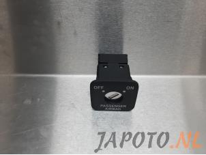 Used Airbag lock Toyota iQ 1.0 12V VVT-i Price € 9,99 Margin scheme offered by Japoto Parts B.V.
