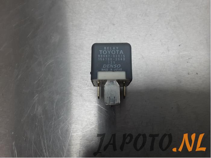 Begagnade Relä Toyota iQ 1.0 12V VVT-i Pris € 15,70 Marginaltabell erbjuds av Japoto Parts B.V.