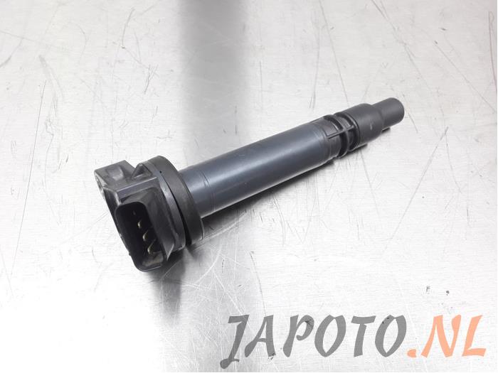 Usagé Bobine Lexus IS (E3) 300h 2.5 16V Prix € 10,49 Règlement à la marge proposé par Japoto Parts B.V.