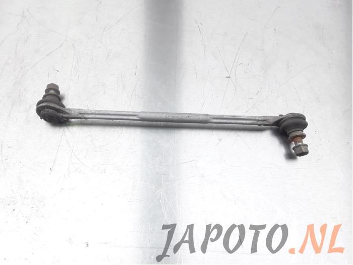 Front anti-roll bar from a Toyota Prius (ZVW3) 1.8 16V 2010