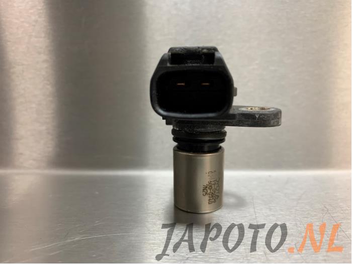 Begagnade Vevaxelsensor Toyota Verso 2.0 16V D-4D-F Pris € 31,75 Inklusive moms erbjuds av Japoto Parts B.V.