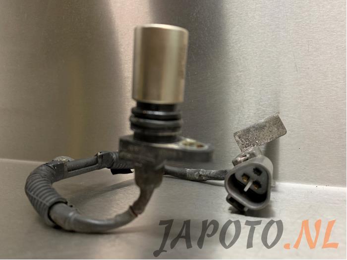 Begagnade Kamaxelsensor Toyota Verso 2.0 16V D-4D-F Pris € 31,70 Inklusive moms erbjuds av Japoto Parts B.V.