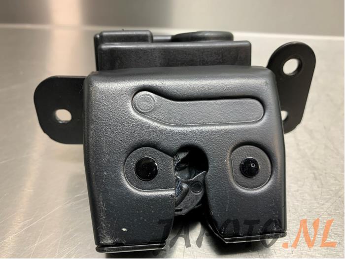 Tailgate lock mechanism Hyundai Kona 1.6 GDi Hybrid 16V 81230J9000