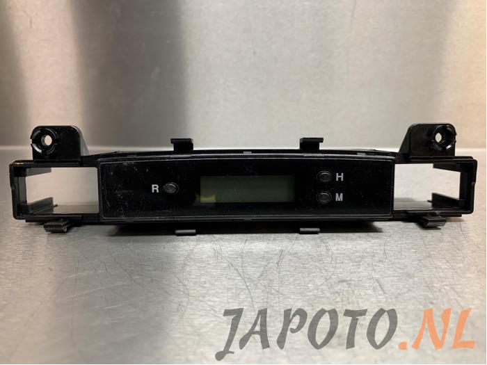 Używane Zegar Hyundai Accent 1.4i 16V Cena € 26,20 Procedura marży oferowane przez Japoto Parts B.V.