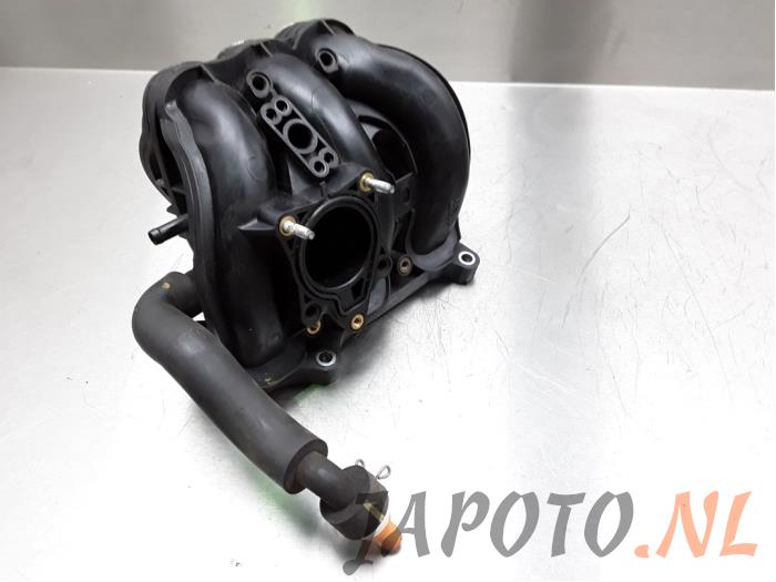 Begagnade Insugsrör Daihatsu Cuore (L251/271/276) 1.0 12V DVVT Pris € 26,24 Marginaltabell erbjuds av Japoto Parts B.V.