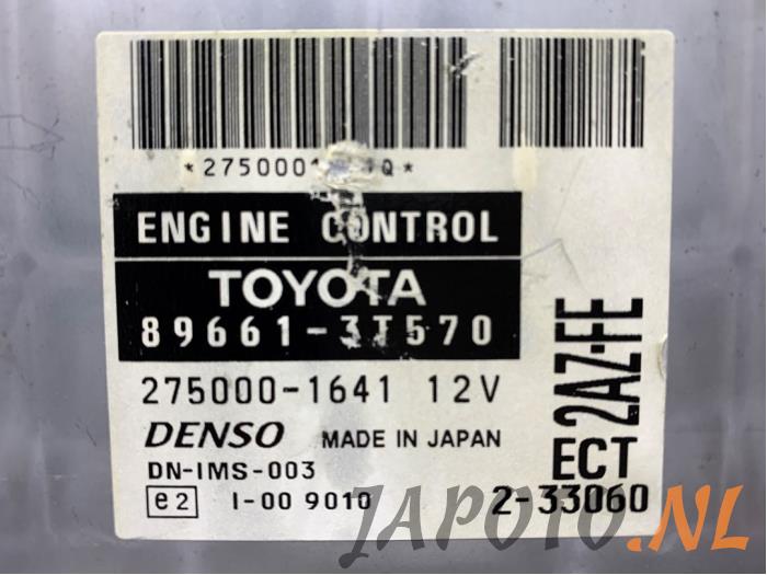Zündschloss + Steuergerät van een Toyota Camry (CV30) 2.4i 16V VVT-i 2002