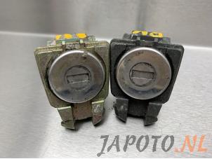 Ignition lock + computer from a Toyota Camry (CV30) 2.4i 16V VVT-i 2002