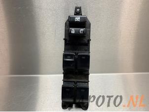 Used Multi-functional window switch Toyota Prius (ZVW3) 1.8 16V Price € 49,95 Margin scheme offered by Japoto Parts B.V.