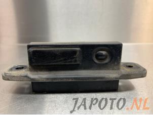 Used Tailgate handle Toyota Prius (ZVW3) 1.8 16V Price € 39,95 Margin scheme offered by Japoto Parts B.V.