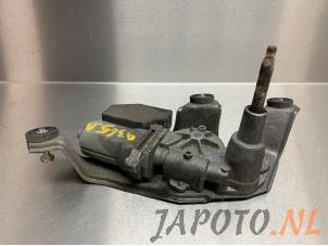 Używane Silnik wycieraczki tylnej Toyota Verso 2.0 16V D-4D-F Cena € 60,44 Z VAT oferowane przez Japoto Parts B.V.