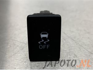 Used ESP switch Toyota Verso 2.0 16V D-4D-F Price € 12,04 Inclusive VAT offered by Japoto Parts B.V.
