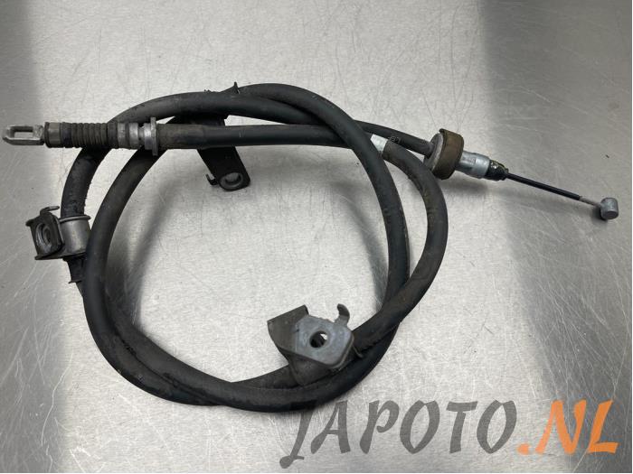 Parking brake cable from a Hyundai i10 (B5) 1.0 12V 2017