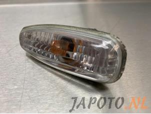 Used Indicator lens, front left Kia Cee'd Sporty Wagon (EDF) 2.0 16V Price € 6,95 Margin scheme offered by Japoto Parts B.V.