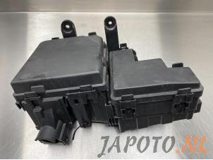 Używane Obudowa filtra powietrza Nissan Qashqai (J11) 1.6 DIG-T 163 16V Cena € 34,95 Procedura marży oferowane przez Japoto Parts B.V.