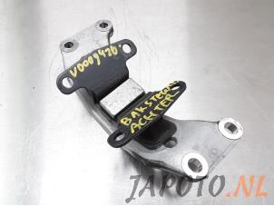 Used Gearbox mount Toyota GT 86 (ZN) 2.0 16V Price € 34,95 Margin scheme offered by Japoto Parts B.V.