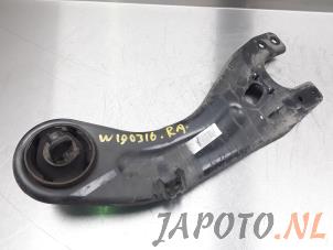 Usagé Bras de suspension bas arrière droit Kia Cee'd Sportswagon (JDC5) 1.6 GDI 16V Prix € 29,00 Règlement à la marge proposé par Japoto Parts B.V.
