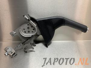 Used Parking brake mechanism Kia Rio IV (YB) 1.0i T-GDi 100 12V Price € 29,95 Margin scheme offered by Japoto Parts B.V.