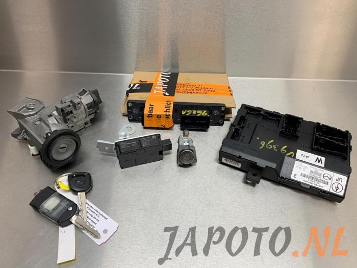 Used Ignition lock + computer Mazda 2 (DE) 1.3 16V S-VT High Power Price € 103,95 Margin scheme offered by Japoto Parts B.V.