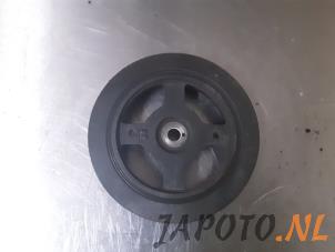 Used Crankshaft pulley Toyota Yaris Verso (P2) 1.3 16V Price € 24,95 Margin scheme offered by Japoto Parts B.V.