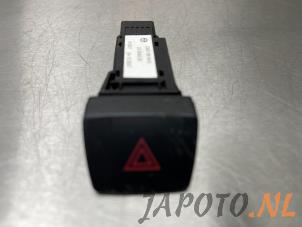 Used Panic lighting switch Mazda 2 (DE) 1.3 16V S-VT High Power Price € 9,99 Margin scheme offered by Japoto Parts B.V.