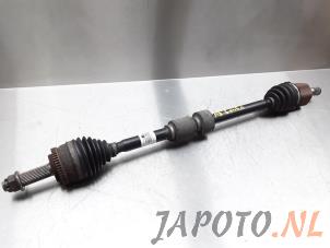 Used Front drive shaft, right Kia Cee'd Sporty Wagon (EDF) 2.0 16V Price € 44,95 Margin scheme offered by Japoto Parts B.V.