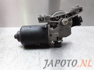 Used Front wiper motor Toyota Corolla Verso (R10/11) 2.2 D-4D 16V Price € 34,95 Margin scheme offered by Japoto Parts B.V.