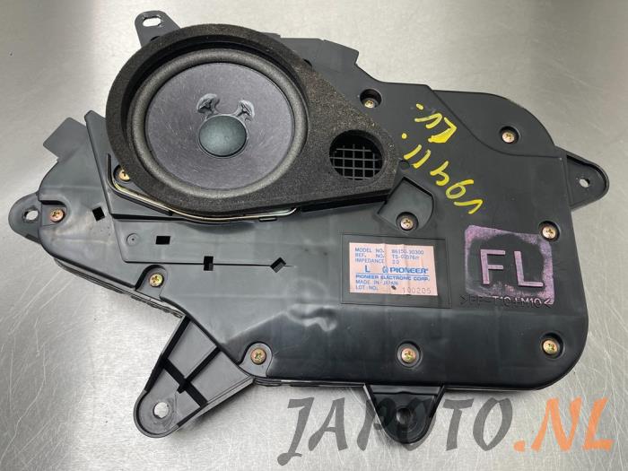Używane Subwoofer Lexus GS (..S16) 430 4.3 32V VVT-i Cena € 52,45 Procedura marży oferowane przez Japoto Parts B.V.