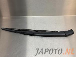 Used Rear wiper arm Subaru Forester (SH) 2.0 16V Price € 19,95 Margin scheme offered by Japoto Parts B.V.