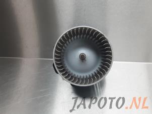 Used Heating and ventilation fan motor Daihatsu YRV (M2) 1.3 16V DVVT Price € 24,95 Margin scheme offered by Japoto Parts B.V.