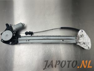 Używane Mechanizm szyby lewej tylnej wersja 4-drzwiowa Honda Accord Tourer (CW) 2.2 i-DTEC 16V Cena € 49,95 Procedura marży oferowane przez Japoto Parts B.V.