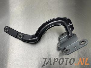 Used Tailgate hinge Honda Accord Tourer (CW) 2.2 i-DTEC 16V Price € 14,95 Margin scheme offered by Japoto Parts B.V.