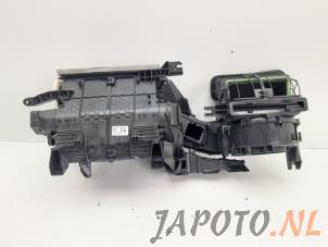 Usados Cuerpo de calefactor Subaru XV (GT/GX) 2.0 AWD 16V Precio € 199,00 Norma de margen ofrecido por Japoto Parts B.V.