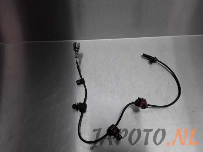 Begagnade ABS-sensor Subaru XV (GT/GX) 2.0 AWD 16V Pris € 26,20 Marginaltabell erbjuds av Japoto Parts B.V.