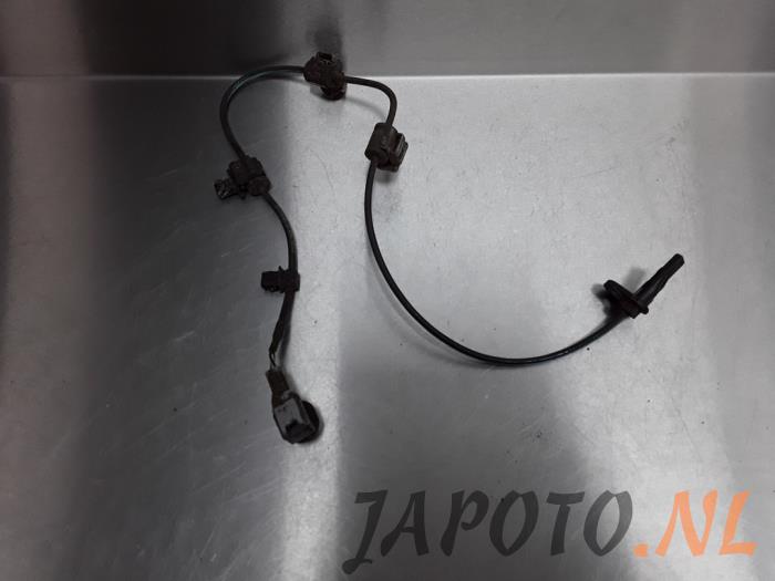 Begagnade ABS-sensor Subaru XV (GT/GX) 2.0 AWD 16V Pris € 26,20 Marginaltabell erbjuds av Japoto Parts B.V.