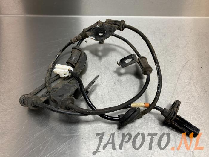 Begagnade ABS-sensor Kia Sportage (SL) 1.6 GDI 16V 4x2 Pris € 20,95 Marginaltabell erbjuds av Japoto Parts B.V.
