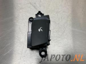 Used Phone (miscellaneous) Kia Sportage (SL) 1.6 GDI 16V 4x2 Price € 19,95 Margin scheme offered by Japoto Parts B.V.